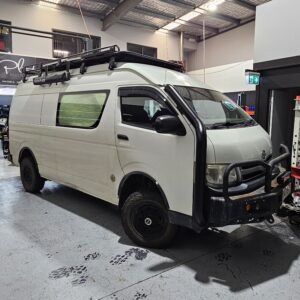 Toyota Hiace 1KD 4×4 Stainless Snorkel and Custom Airbox