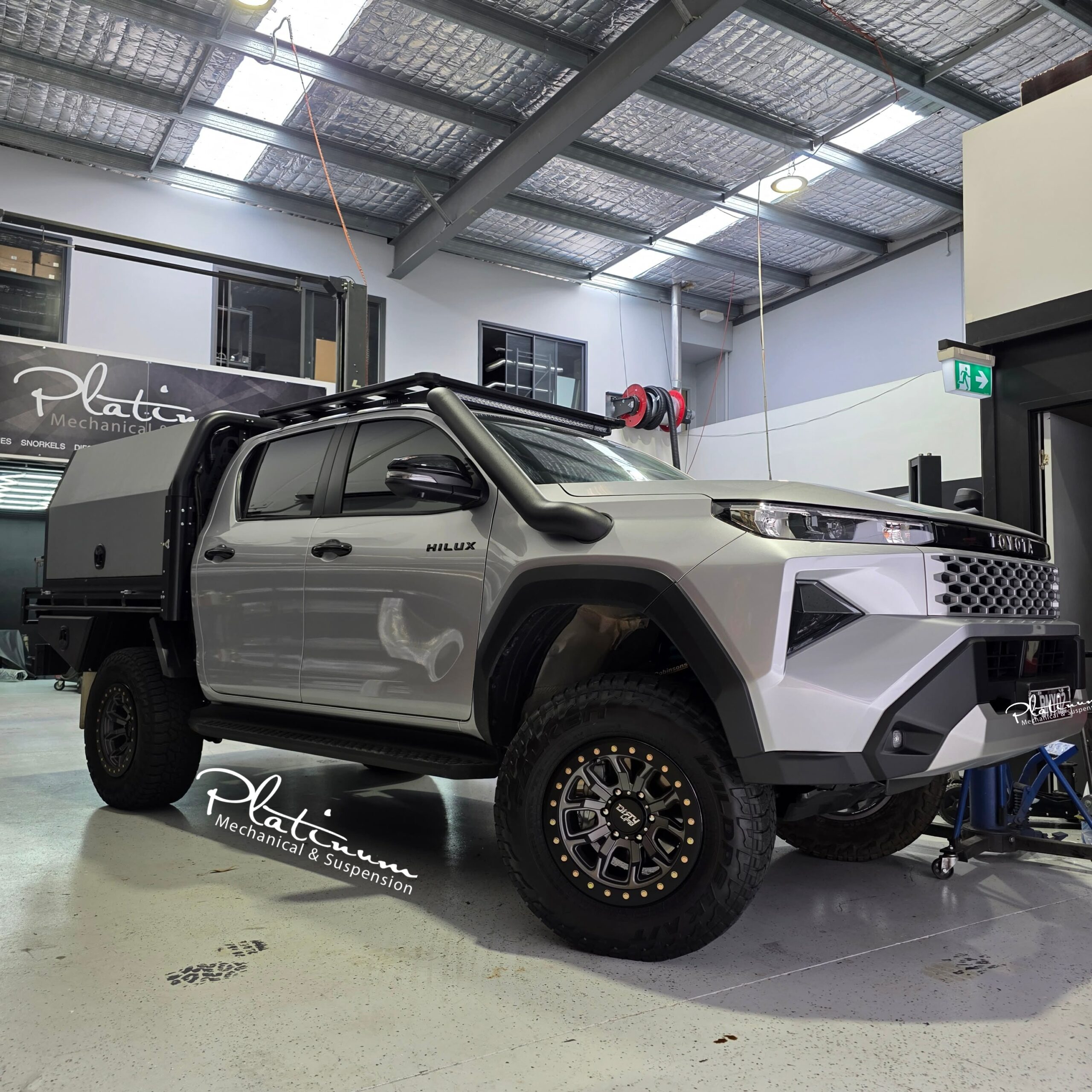 Toyota Hilux N90 Mid Entry Snorkel and Airbox 2 Toyota Hilux N90 Mid Entry Snorkel and Airbox